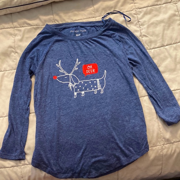 Blue long sleeve cute rain deer shirt. - Picture 1 of 1